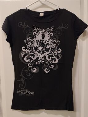 Black Graphic Crest Short Sleeve Tee